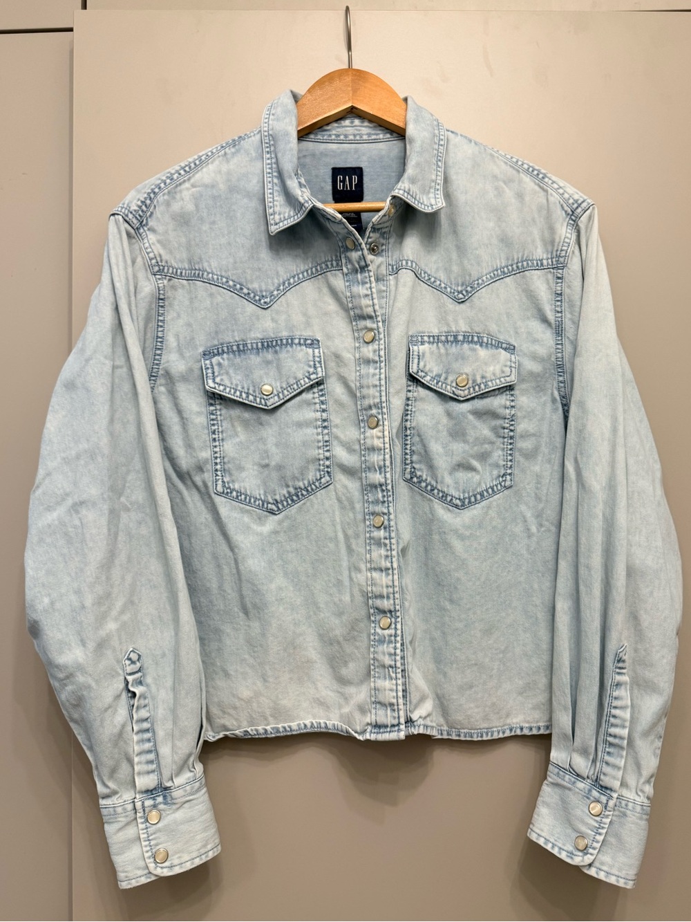 GAP Light Blue Washed Denim Western Shirt Size Large